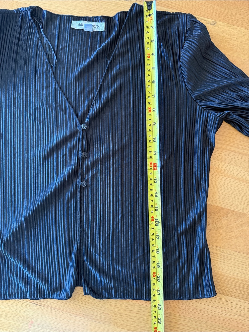 Urban Outfitters Pleated V-Neck Button Blouse - XL - Picture 5 of 9